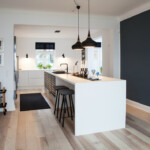 Montering af køkken fra Søgaard tømrer og snedker