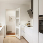 Montage af køkken fra Søgaard tømrer og snedker