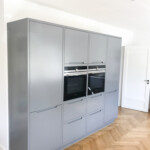 Køkken Montering Specialmål Installering Tømrer Renovering Nybyg Sildebensgulv Trægulv Brændt grå Indbygget køkkenelementer Søgaard tømrer og snedker