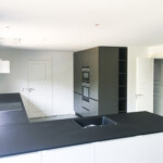 Montering af køkken Køkken-alrum Køkken Montering Bryggers Renovering Ombygning Totalentreprise Søgaard tømrer og snedker