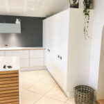 Montering af køkken Køkken-alrum Køkken Montering Bryggers Renovering Ombygning Totalentreprise Søgaard tømrer og snedker