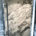 Montering af granit- og marmorplader Badeværelse Søgaard tømrer og snedker