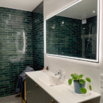 Nyt badeværelse Montering¨ Klinker Søgaard tømrer og snedker