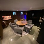 Privat vinkælder med specialdesignet inventar